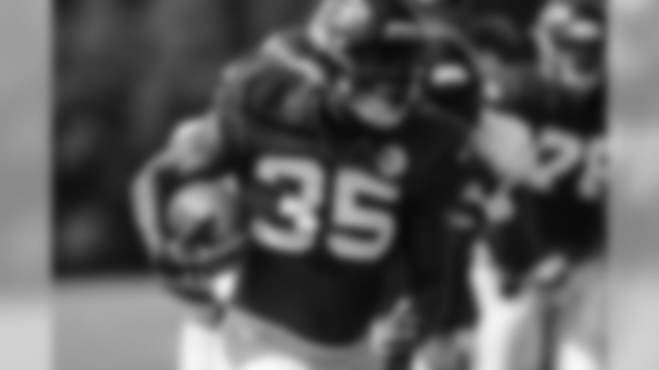 RB Malik Williams