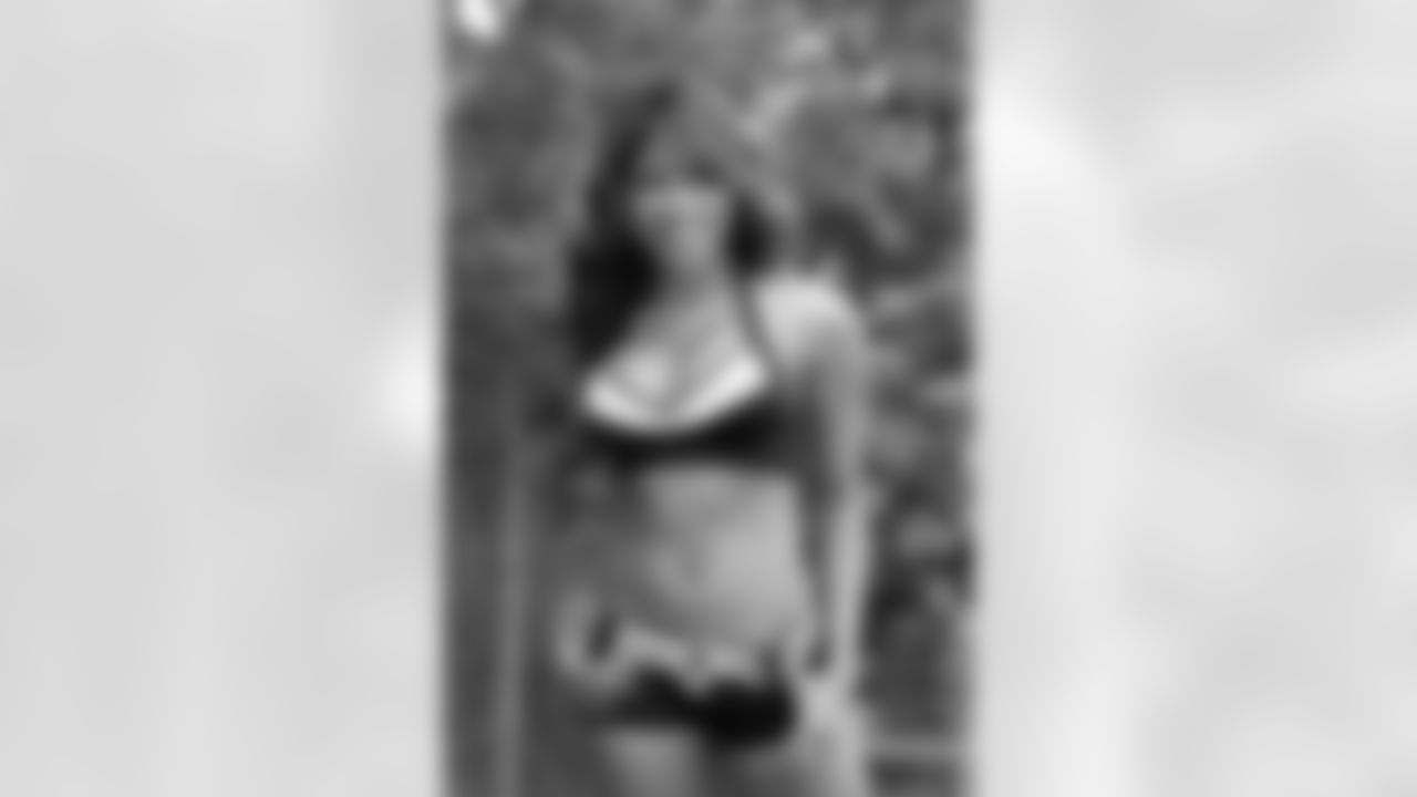 Denita C. // 2011 Atlanta Falcons Cheerleaders Studio Shots // 2011 // Atlanta -