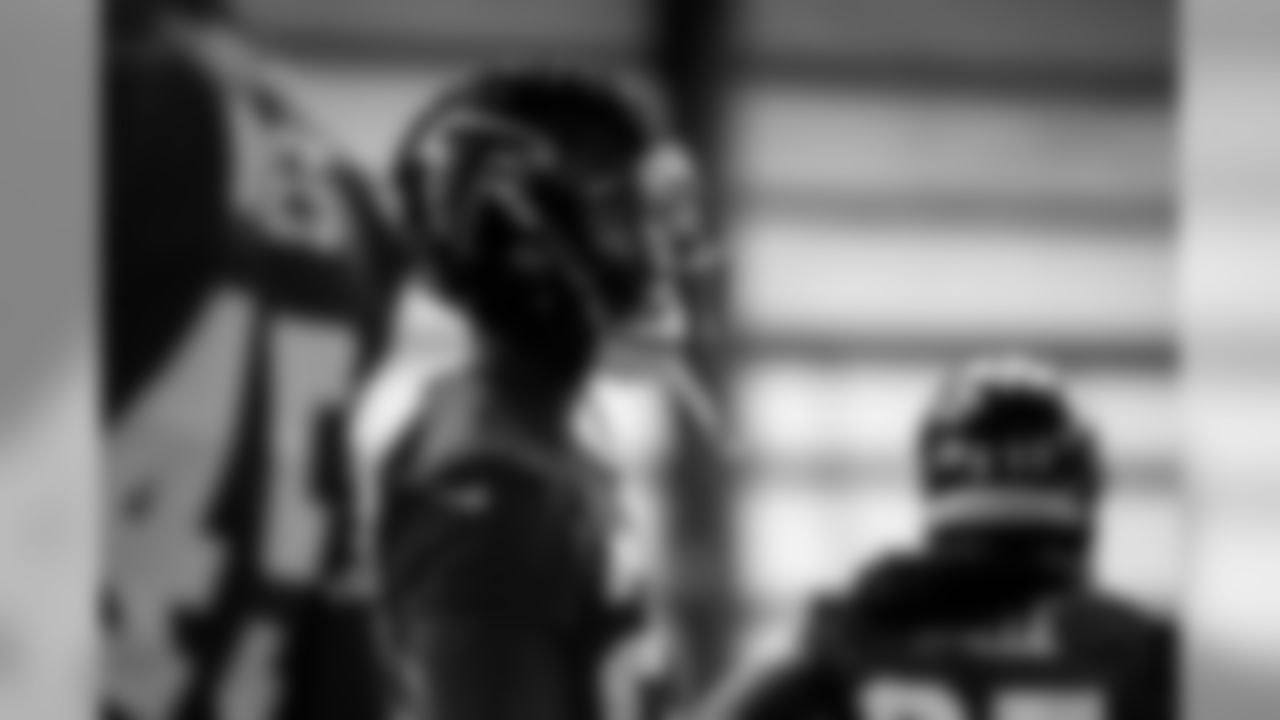 Atlanta Falcons defensive back Kendall Sheffield #20 look son during practice. (Photo by Kara Durrette/Atlanta Falcons)