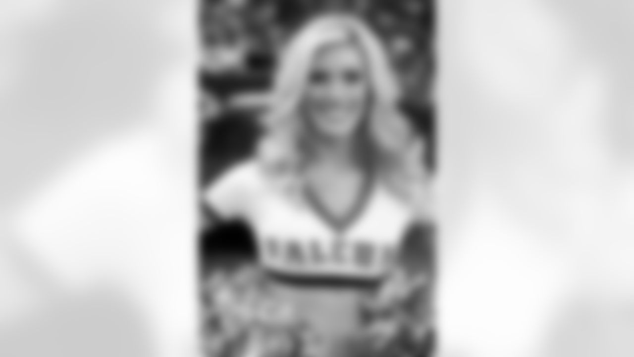 Jamie K. // Falcons vs. Dolphins - Cheerleaders // August 12, 2011 // Atlanta -