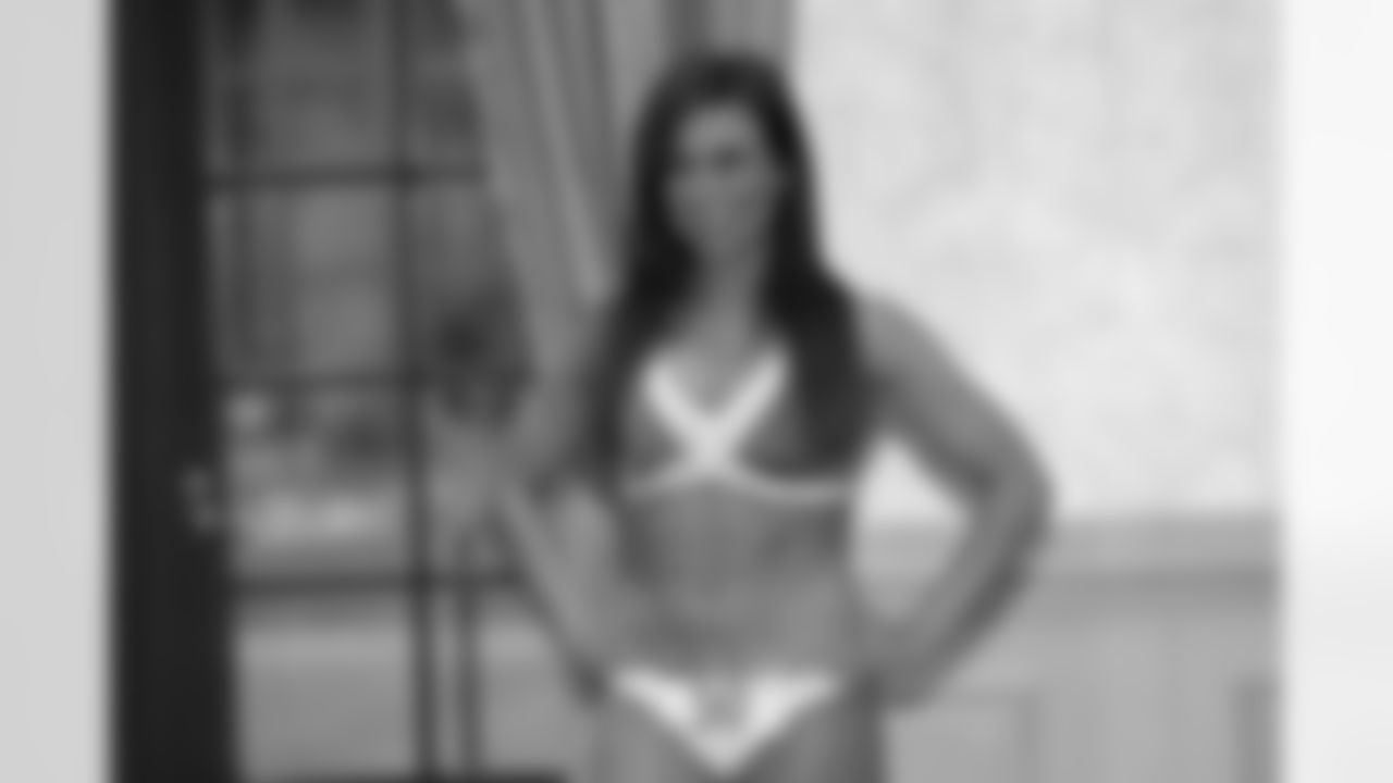 2011 Atlanta Falcons Cheerleader Final Auditions // 3/24/11 // Arthur M. Blank Family Office -