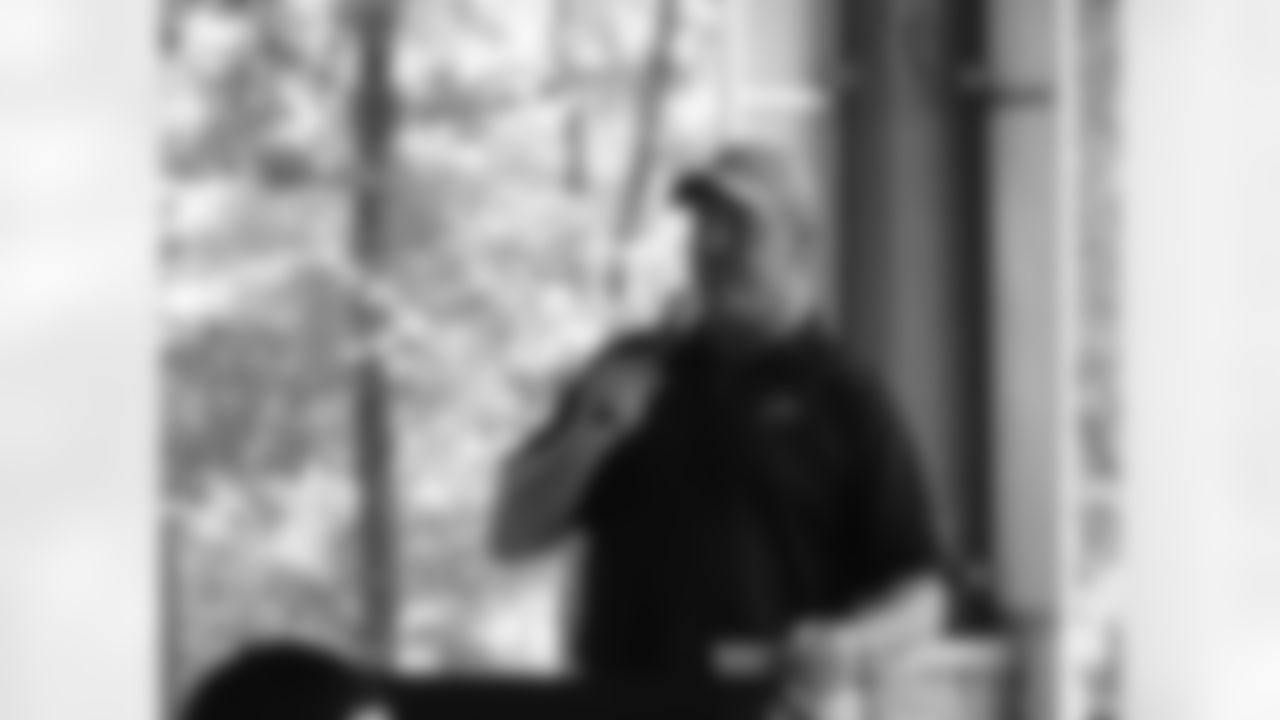One of the radio voices of the Falcons, Dave Archer, emcees the awards ceremony // Seventh Annual Verizon Network of Champions Golf Tournament // 6/13/11 // Suwanee, Ga. -