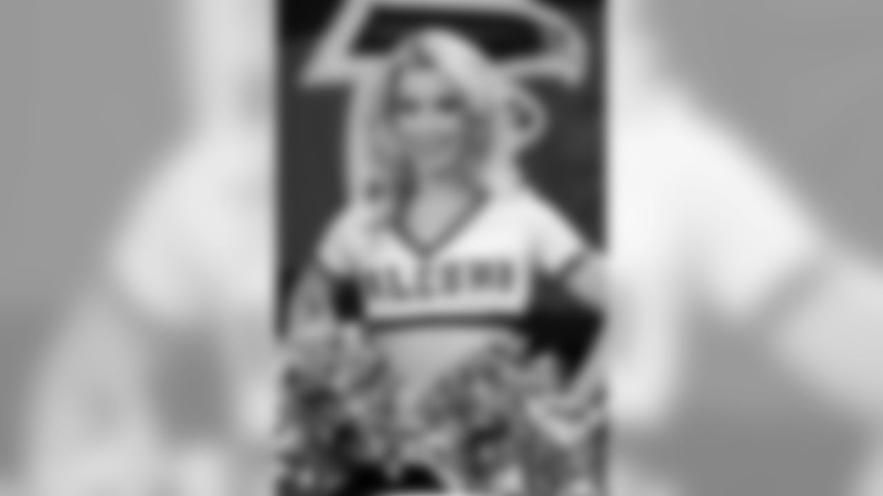 Amanda T. // Falcons vs. Dolphins - Cheerleaders // August 12, 2011 // Atlanta -
