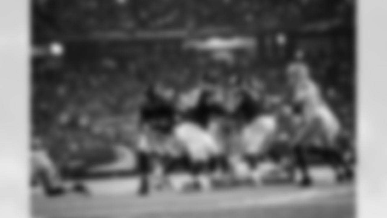 The Falcons host the Green Bay Packers on Sunday Night Football at the Georgia Dome // Falcons vs. Packers - 2011 // Oct. 9, 2011 // Atlanta -