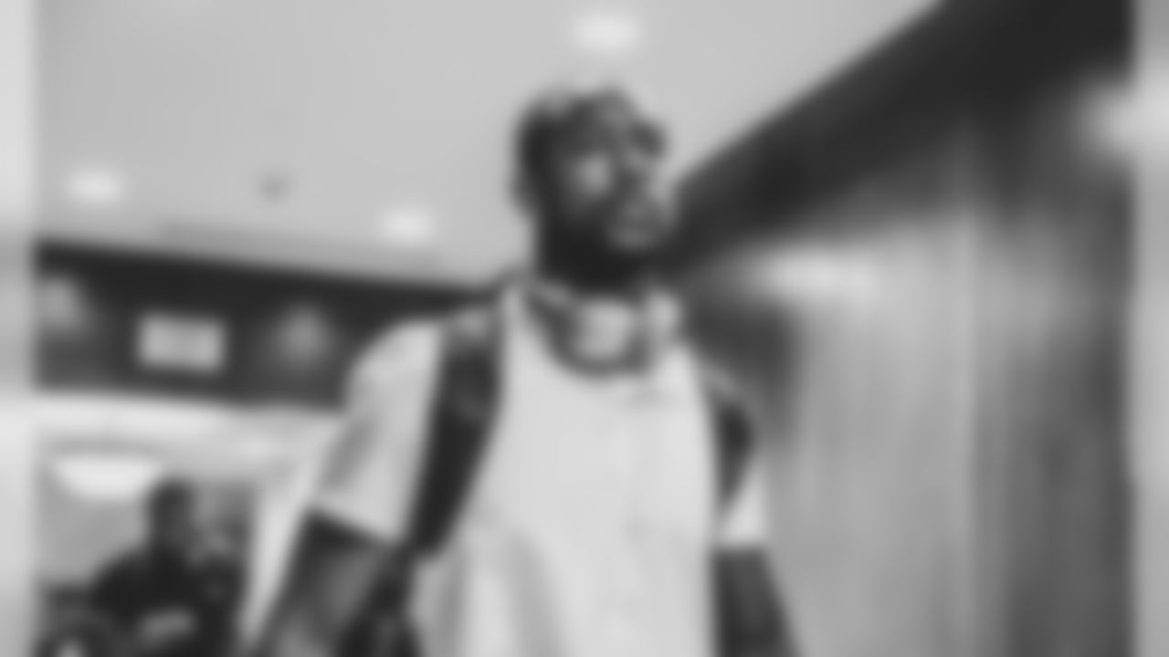 CB Taveze Calhoun