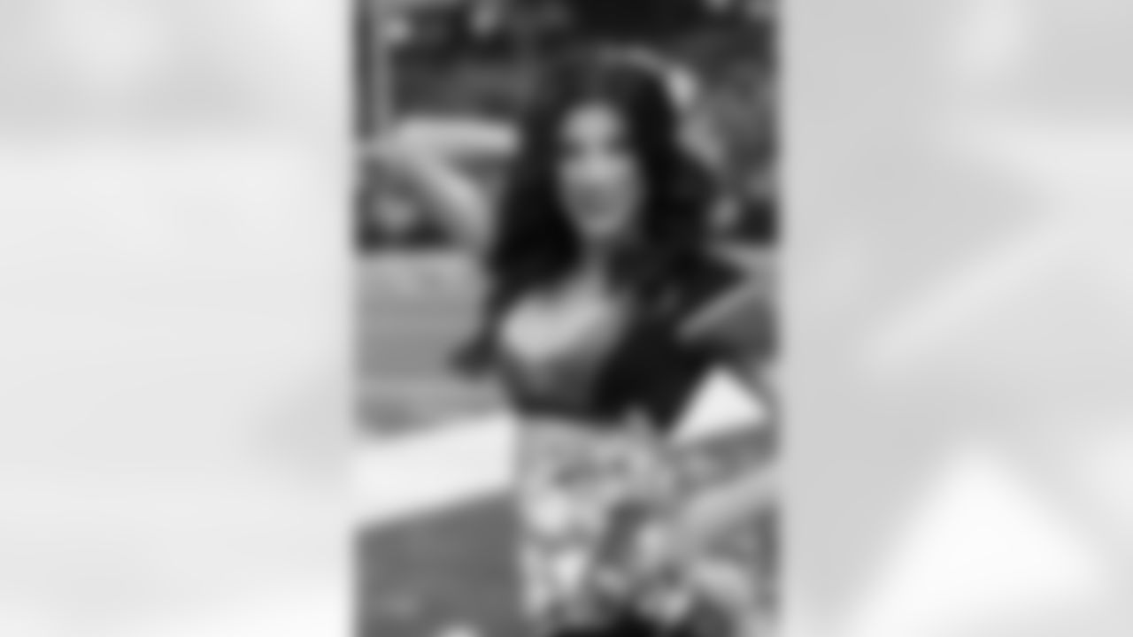 Atlanta Falcons Cheerleader Cameron A. (PHOTOS: Art Morrison, Special to AtlantaFalcons.com)