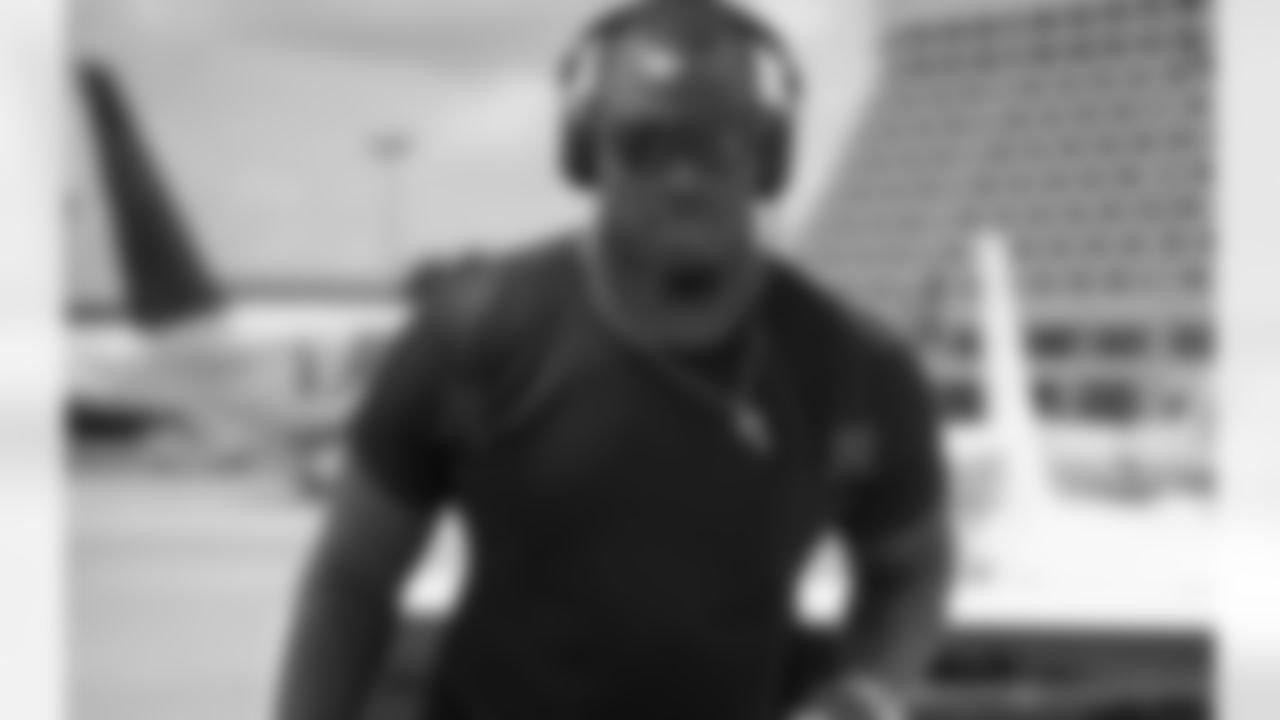 OLB Stansly Maponga
