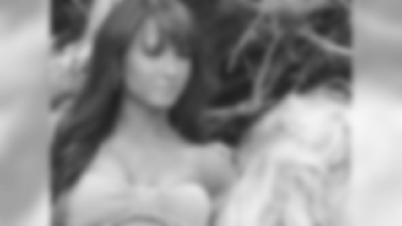 Natalie S. // 2011 Atlanta Falcons Cheerleaders Swimsuit Calendar Photo Shoot // 2011 // Bermuda -