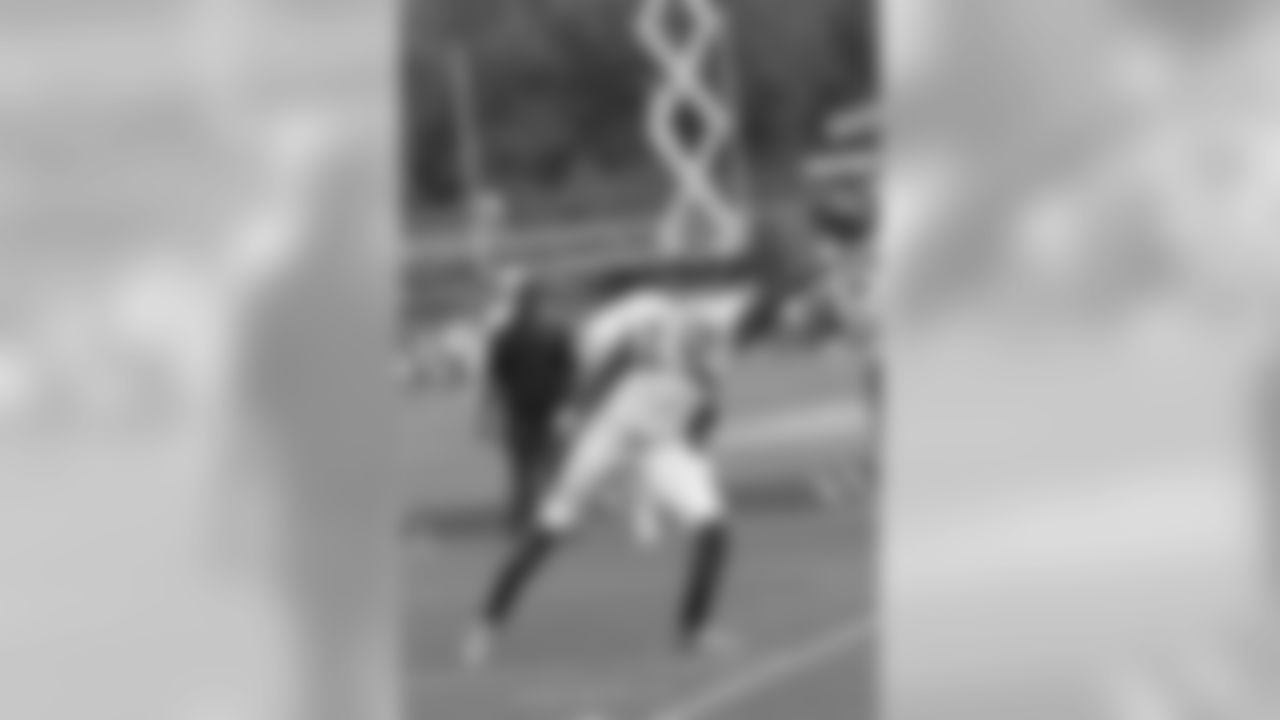 WR Mohamed Sanu
