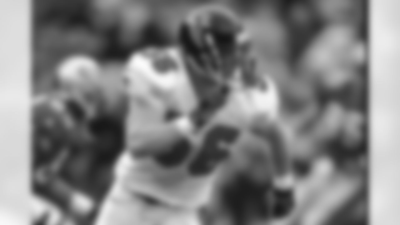 1998: Keith Brooking (56)