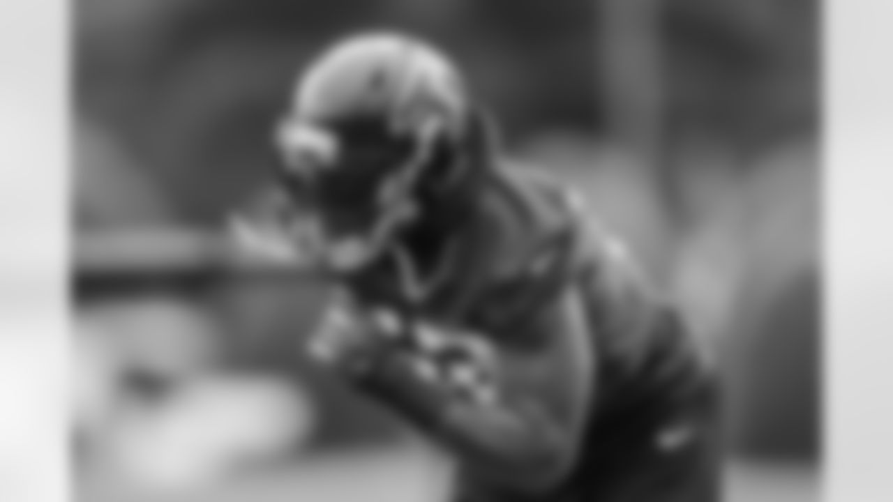 DE Bruce Irvin
Atlanta Falcons/ Kara Durrette