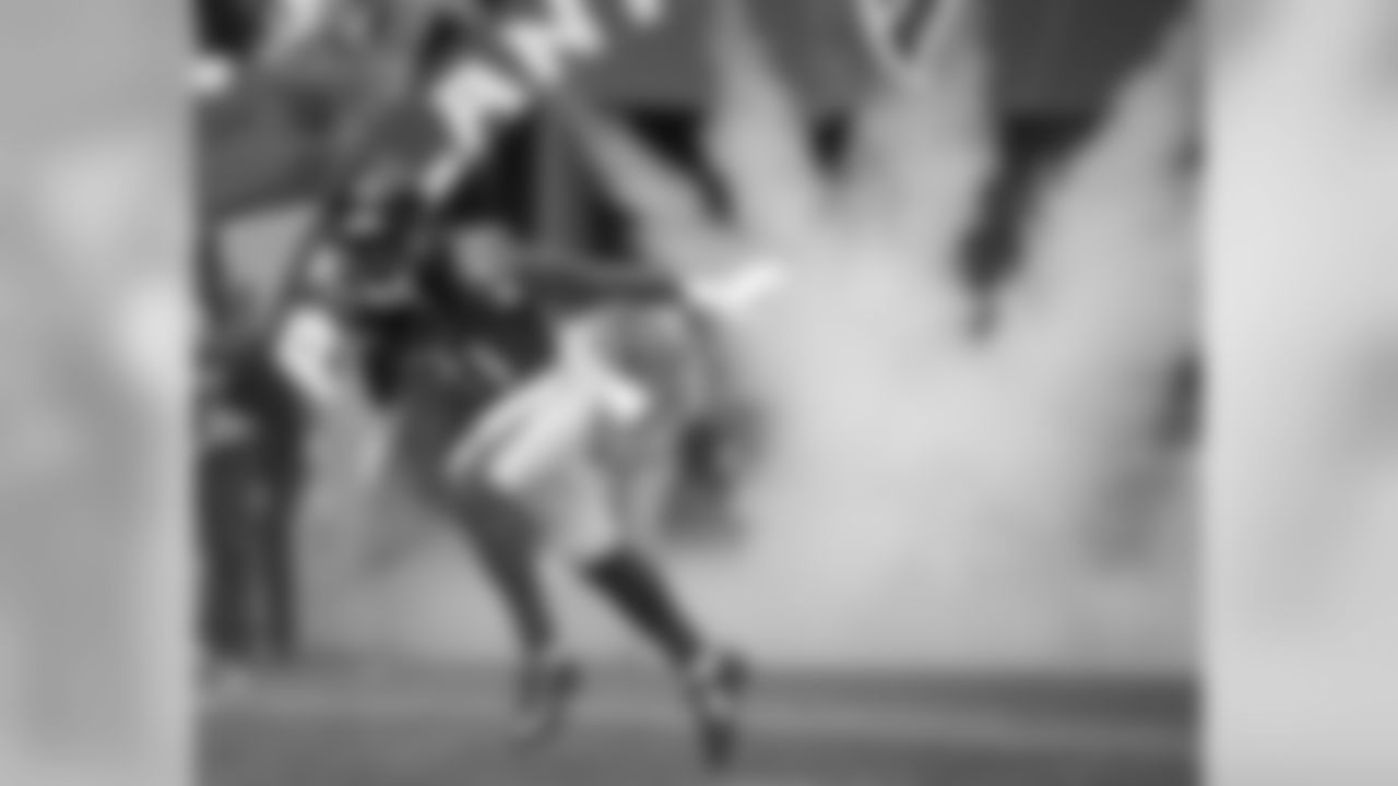 CB Desmond Trufant enters Wembley Stadium