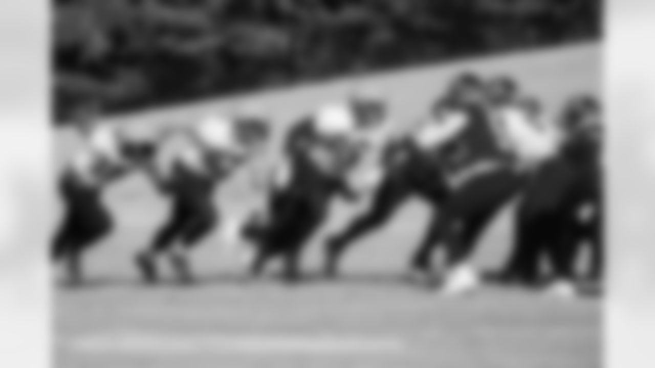 WR Devin Gray, TE Jaeden Graham, DE Takkarist McKinley, LB Foyesade Oluokun
Atlanta Falcons / Kara Durrette