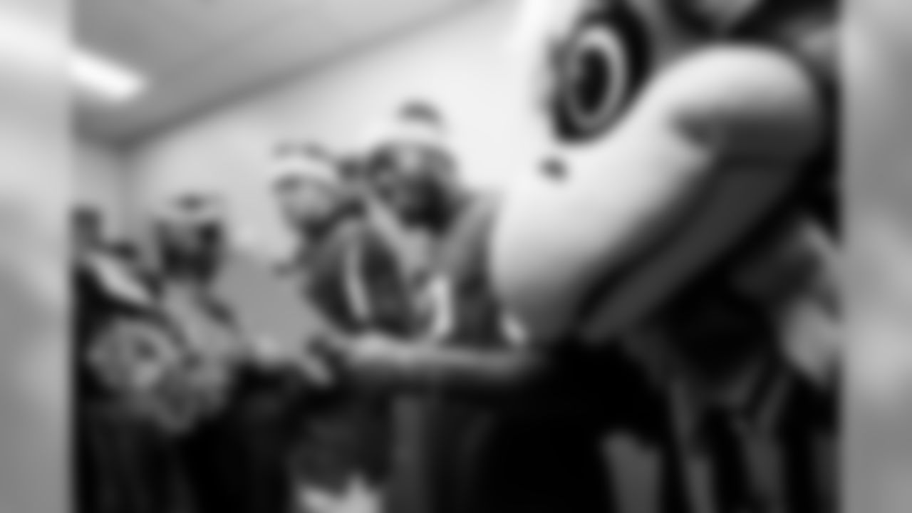 AF_20191210_Holiday-Caroling-CHOA-Egleston_SB2_5908-2