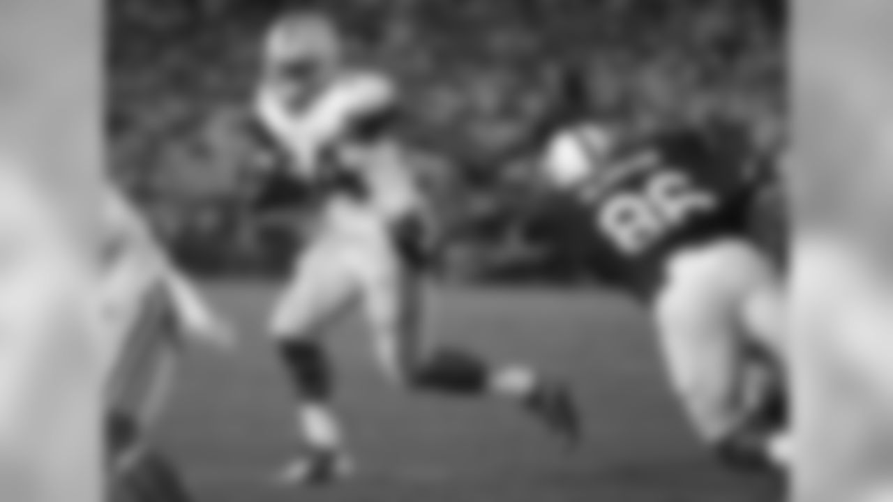 Running Back: 2. Carlos Hyde, Ohio State