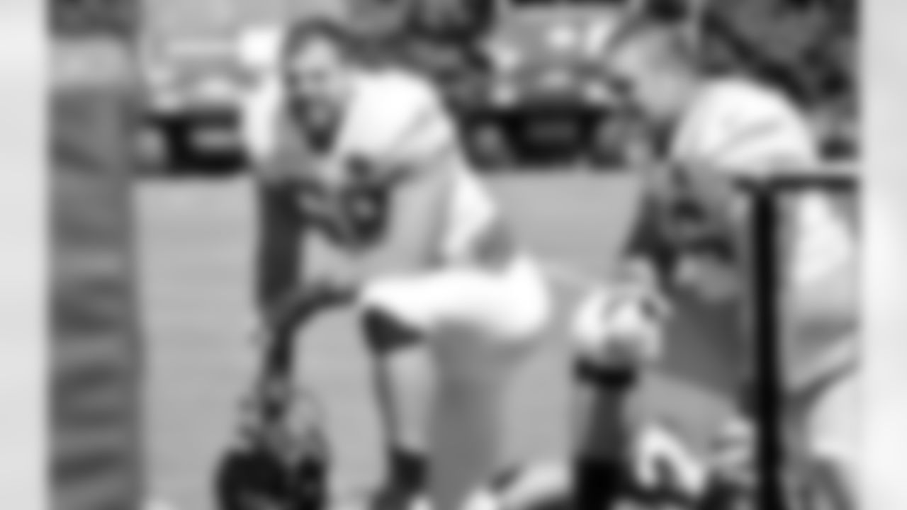 OL Gabe Carimi and C Peter Konz