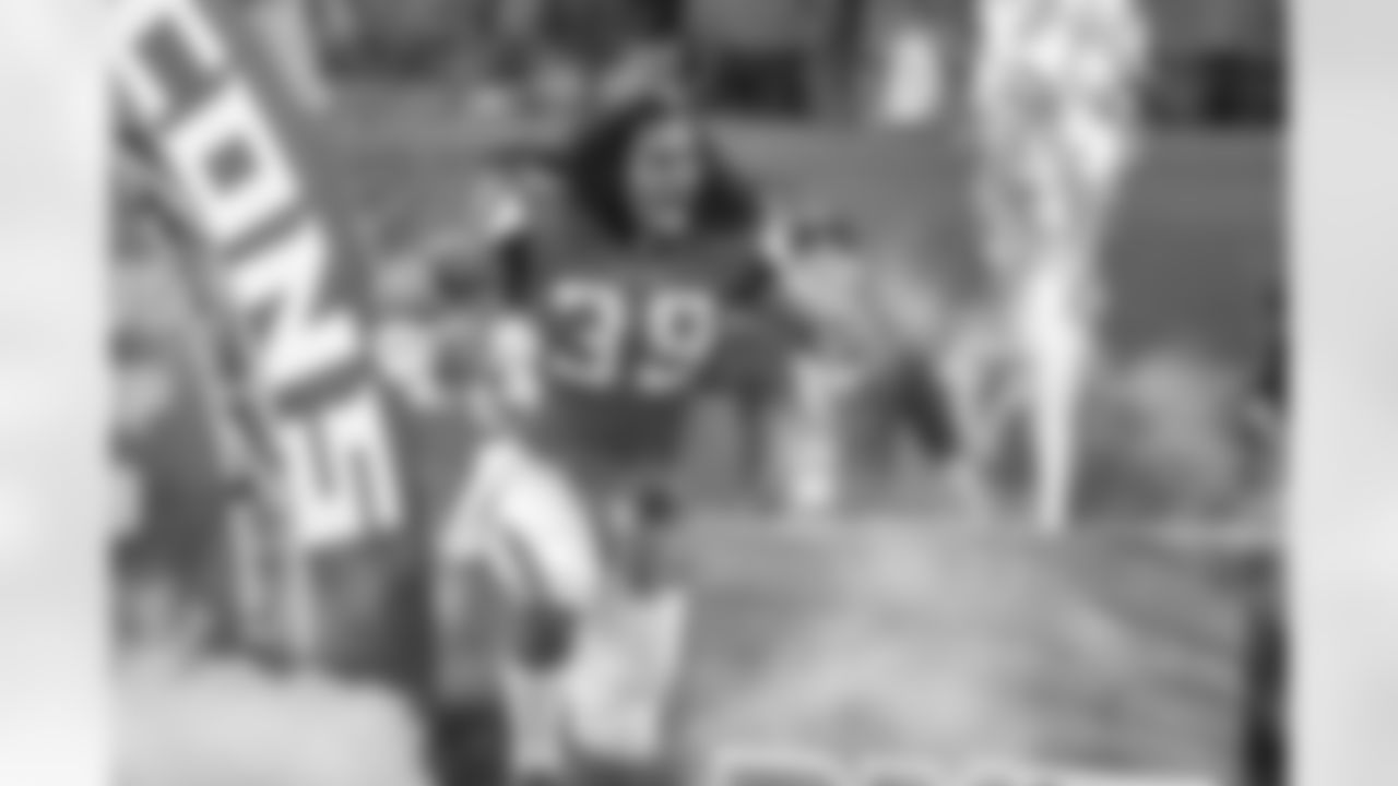 Through fire and smoke comes the beast that is Steven Jackson