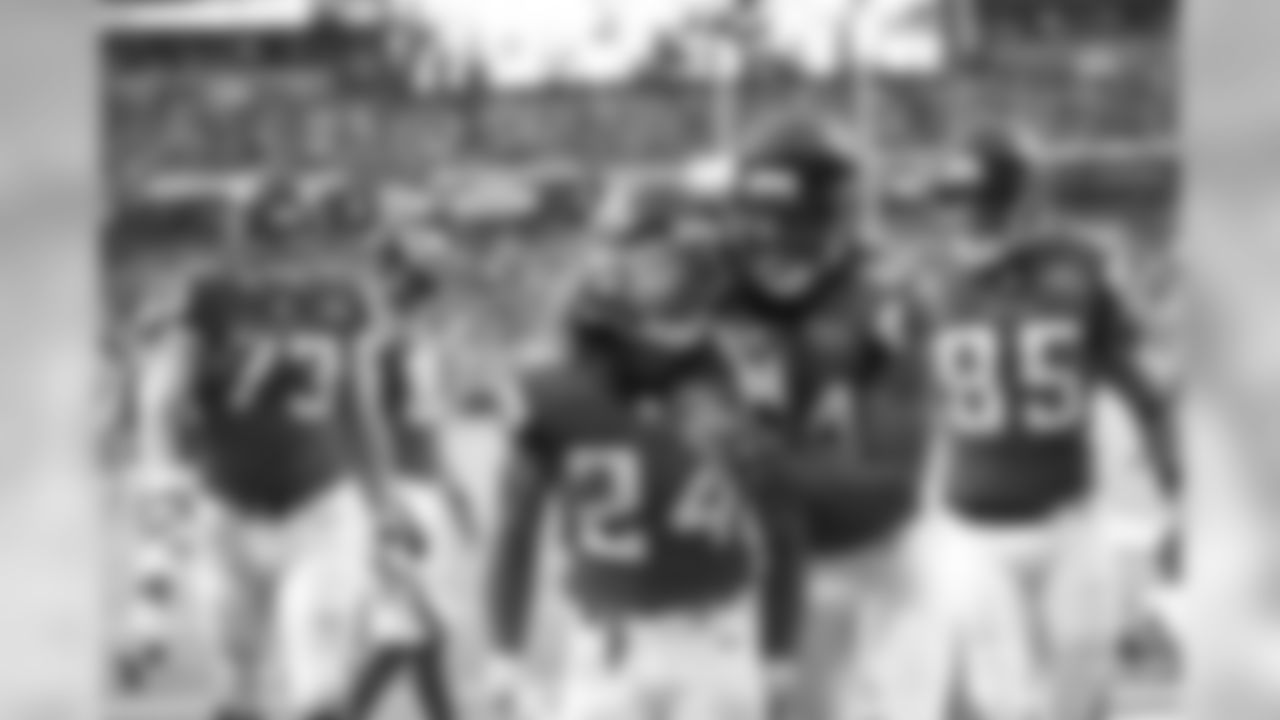 DevontaFreeman_101115_0004