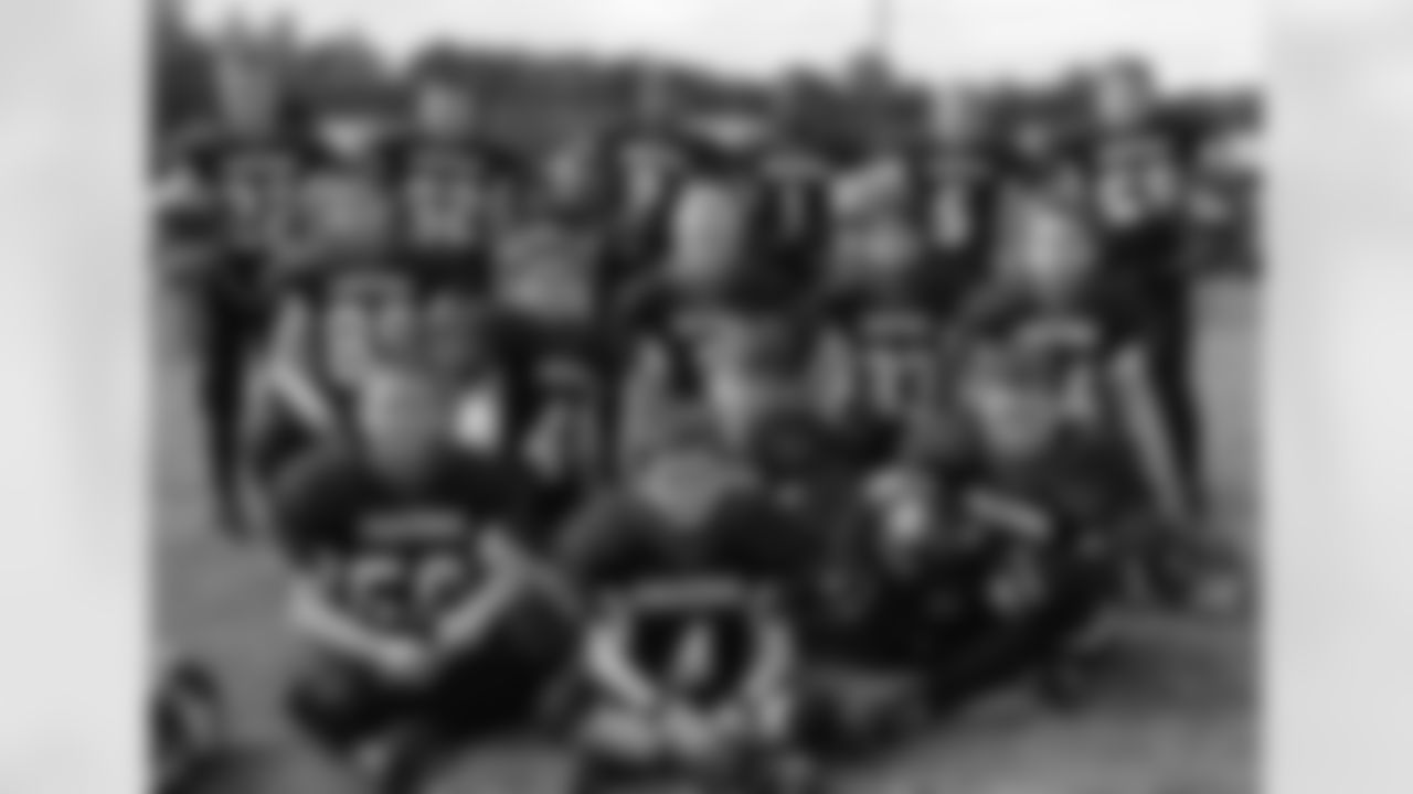The Atlanta Falcons awarded the Locust Grove Pony Falcons 9U as our Youth T