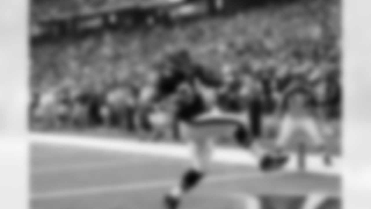 The Falcons meet the Panthers in the Georgia Dome for their second NFC South game of the year // Falcons vs. Panthers - 2011 // Oct. 16, 2011 // Atlanta -