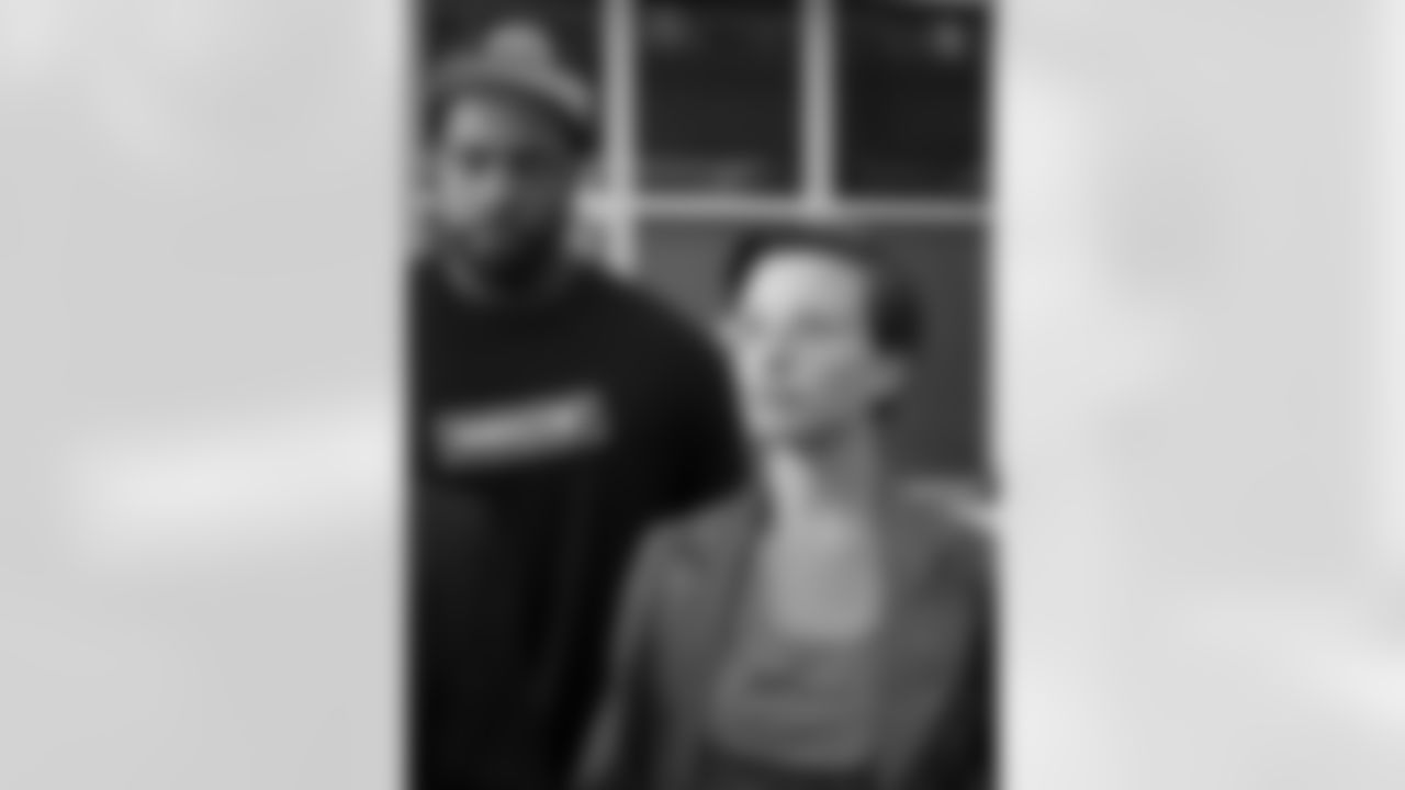 Brian Banks, a former rising football star exonerated in rape case, left, and American hiker Sarah Shourd, a former hostage in Iraq, join members of the Institute for Criminal Defense Advocacy, to demand the release of American citizen Jason Puracal