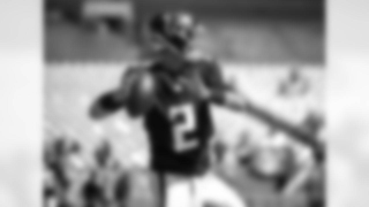 Atlanta Falcons quarterback Matt Ryan #2 warms up prior to a game against the Miami Dolphins at Hard Rock Stadium in Miami Gardens, Florida on Sunday, October 24, 2021. (Photo by Mark Brown/Atlanta Falcons)