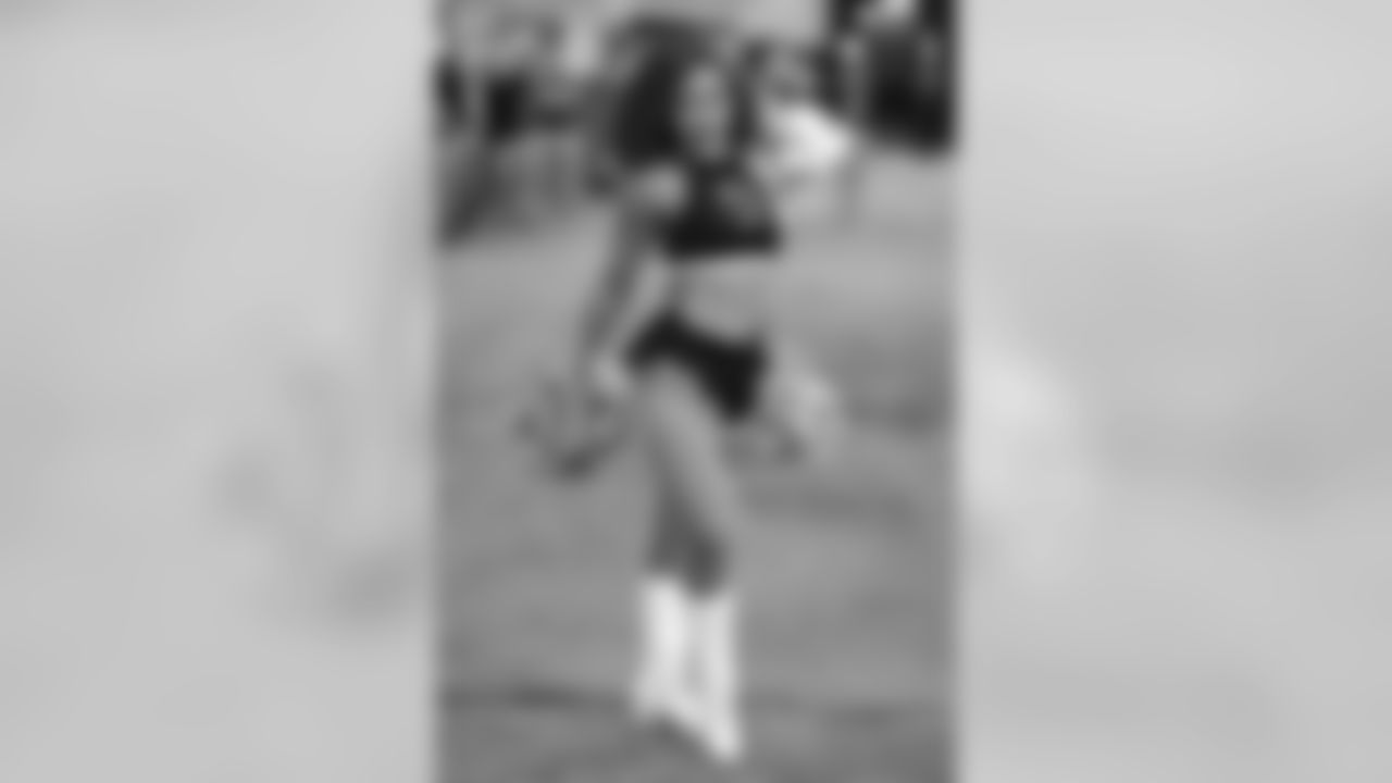 Cheer CINvsATL_AM_09302018_0019