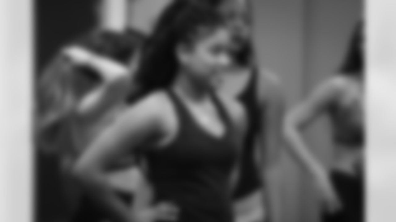 The Atlanta Falcons are looking for enthusiastic ladies with a dance/cheer background, a positive attitude, a winning smile and dedication to be the best. - Learn More