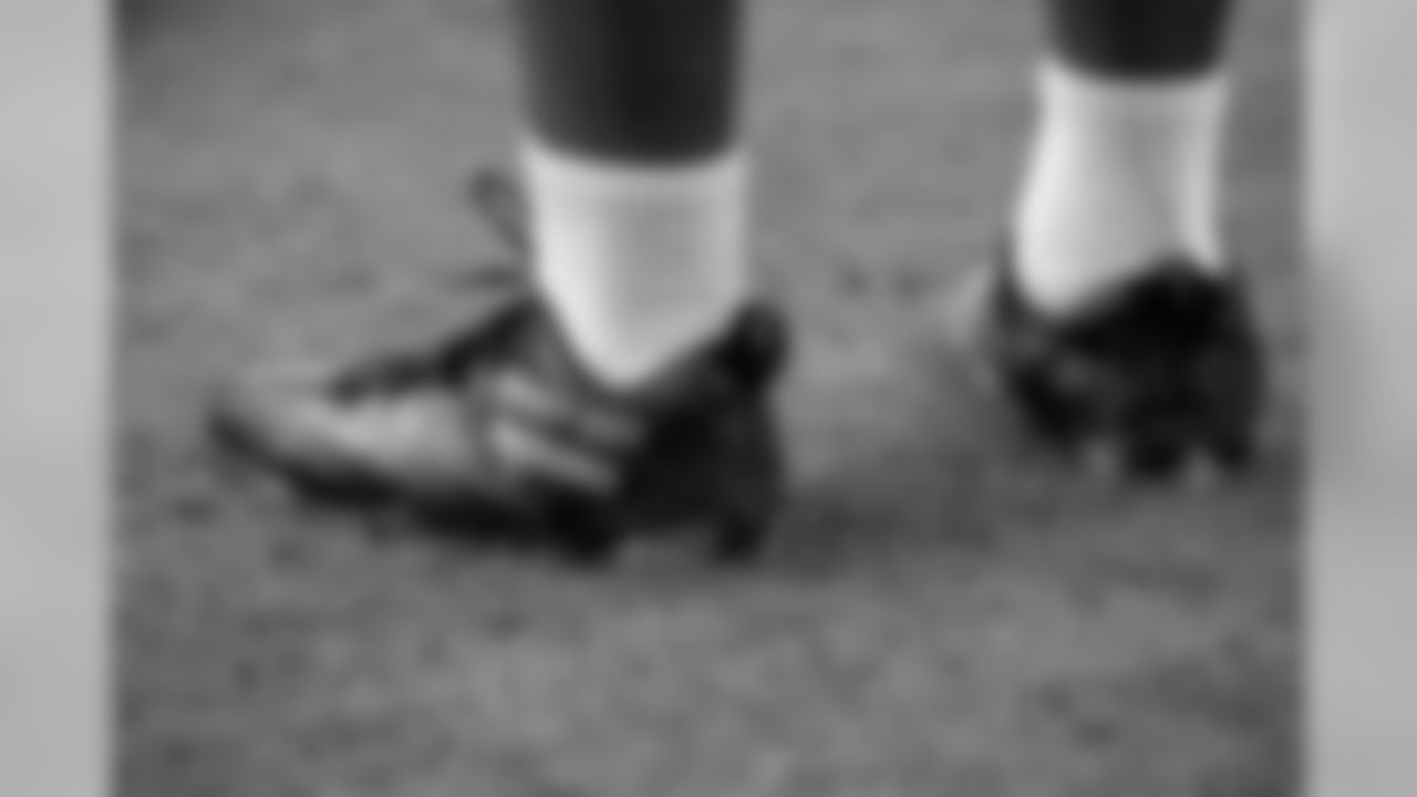 A detailed view of cleats worn by Atlanta Falcons running back Devonta Freeman #24 before the game against the Miami Dolphins at Hard Rock Stadium in Miami Gardens, Florida, on Thursday August 8, 2019. (Photo by Adler Garfield/Atlanta Falcons)