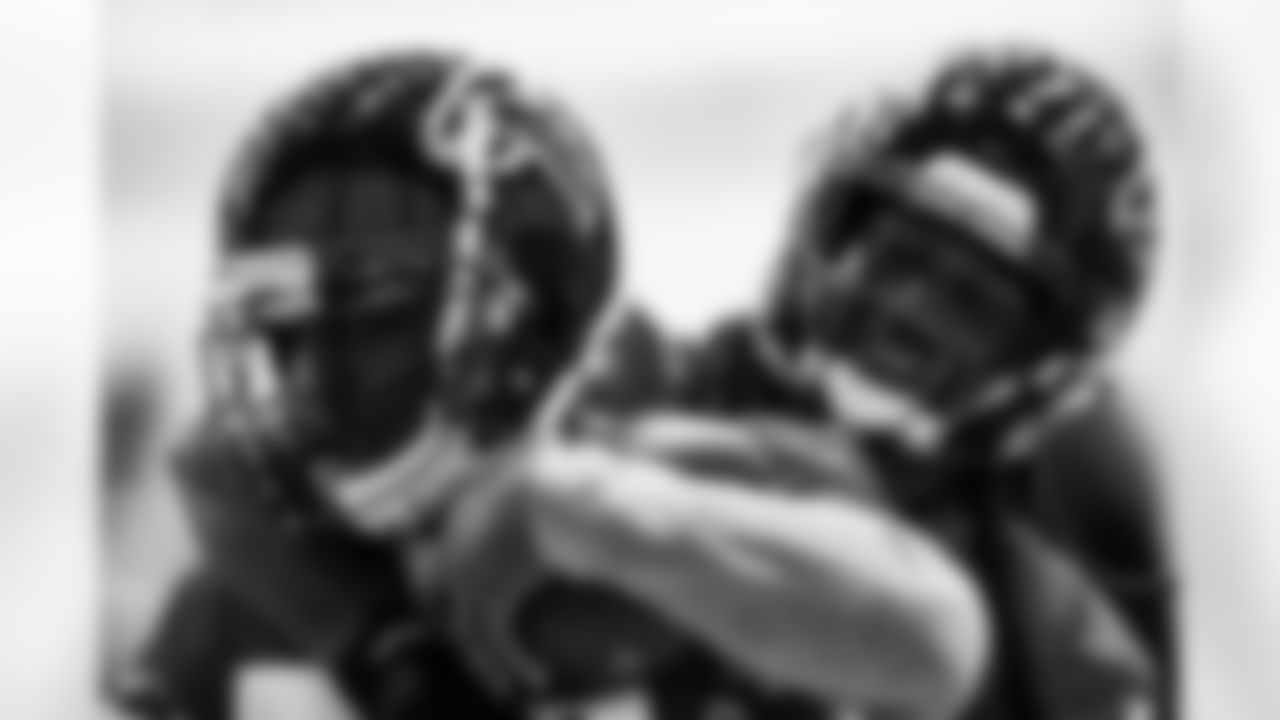 LB Jermaine Grace, S Kemal Ishmael