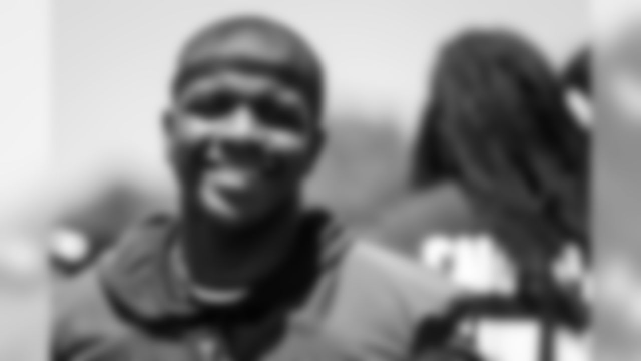 WR Mohamed Sanu