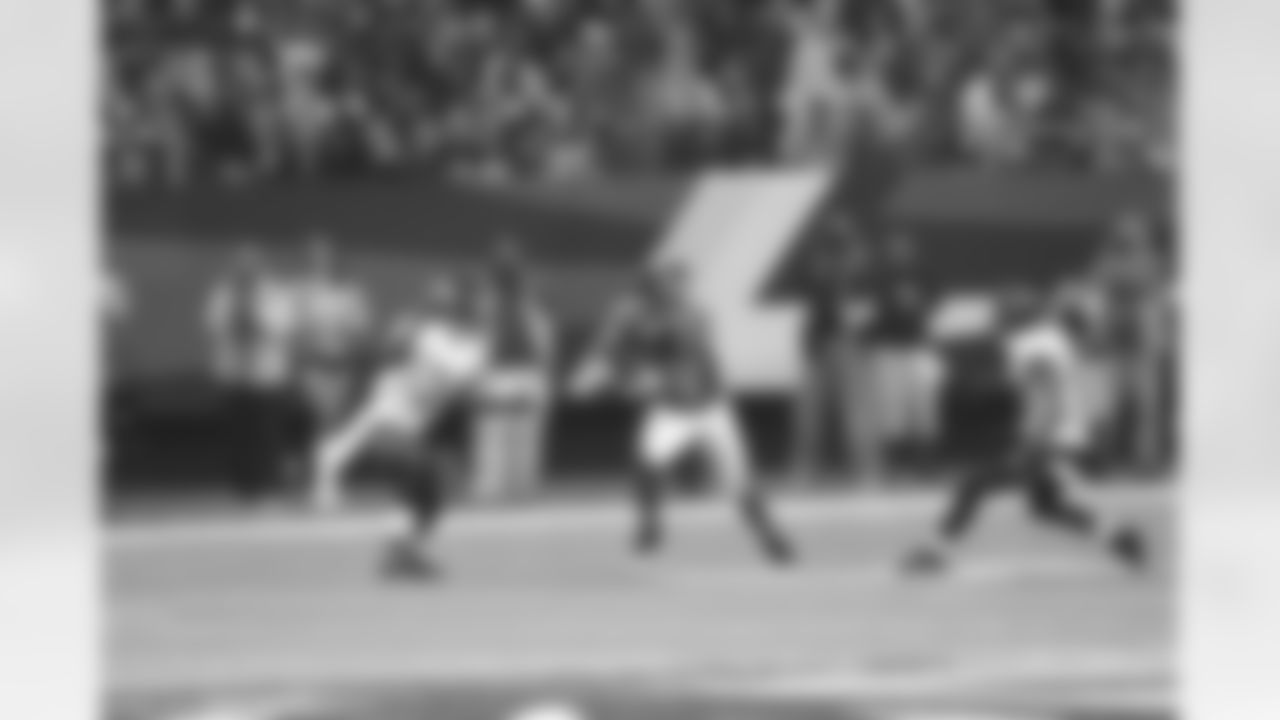 The Falcons host the Jacksonville Jaguars on Thursday Night Football at the Georgia Dome // Falcons vs. Jaguars - 2011 // Dec. 15, 2011 // Atlanta -
