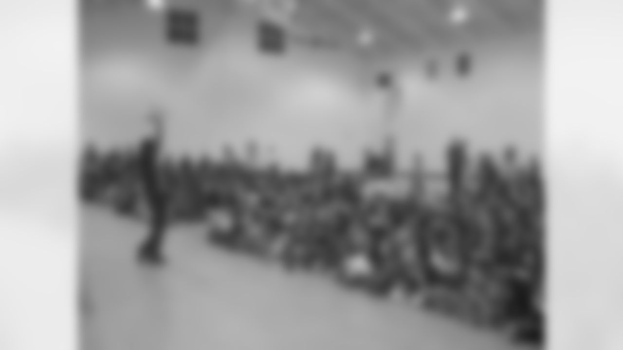 Chef Marvin visited Dutchtown Elementary School in Hampton, GA.