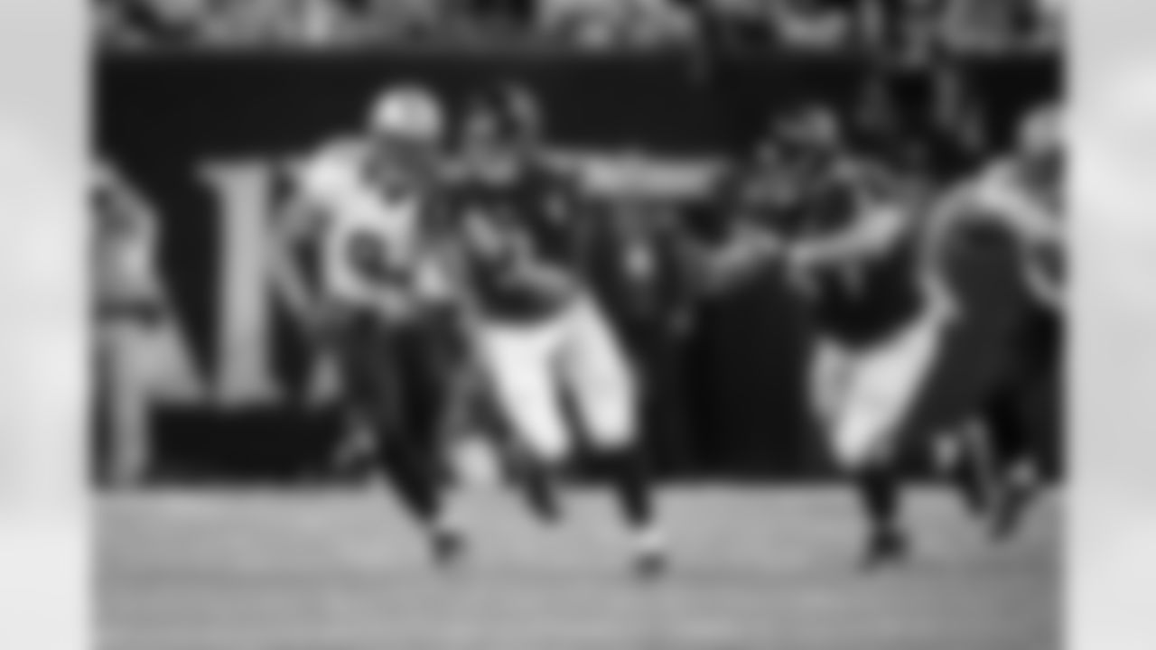 Vote for QB Matt Ryan