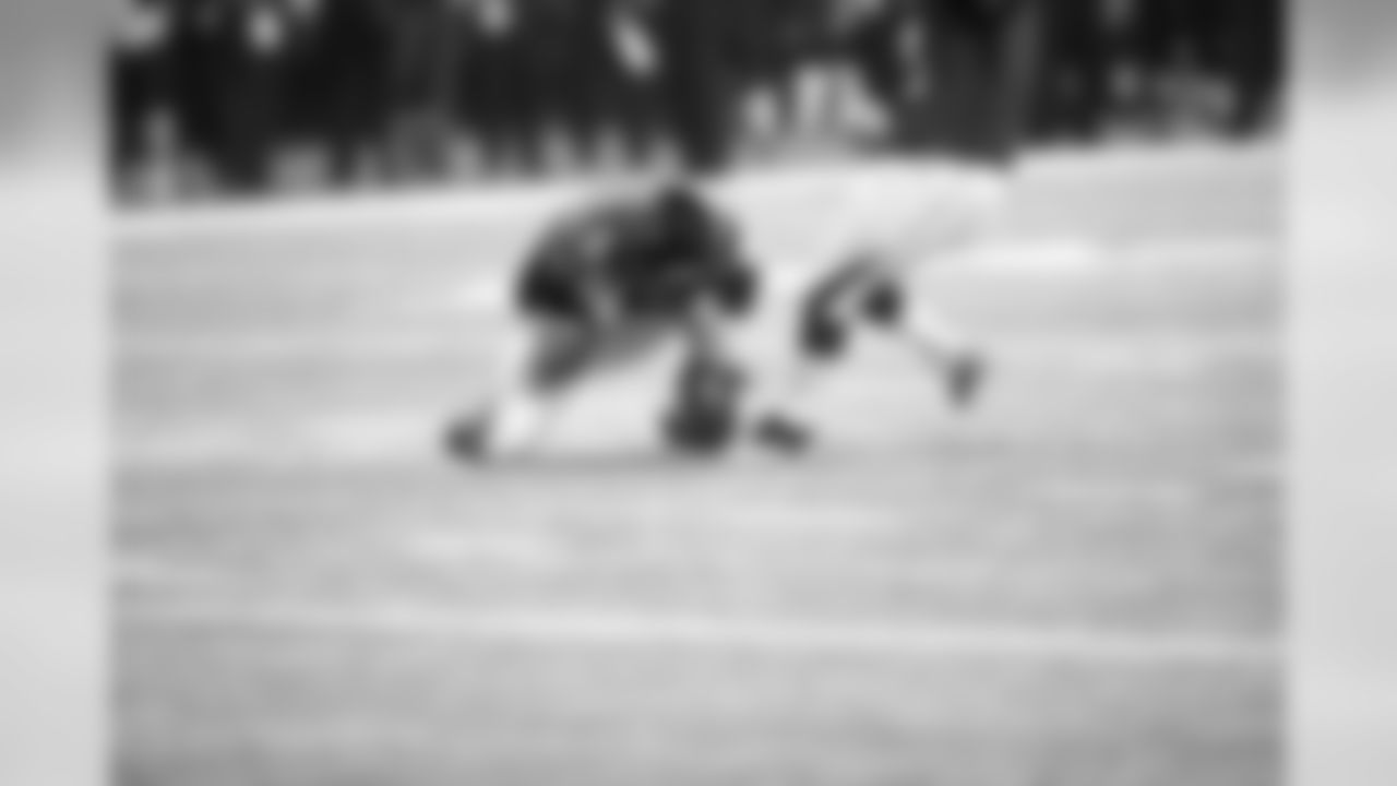 The Falcons host the Jacksonville Jaguars on Thursday Night Football at the Georgia Dome // Falcons vs. Jaguars - 2011 // Dec. 15, 2011 // Atlanta -