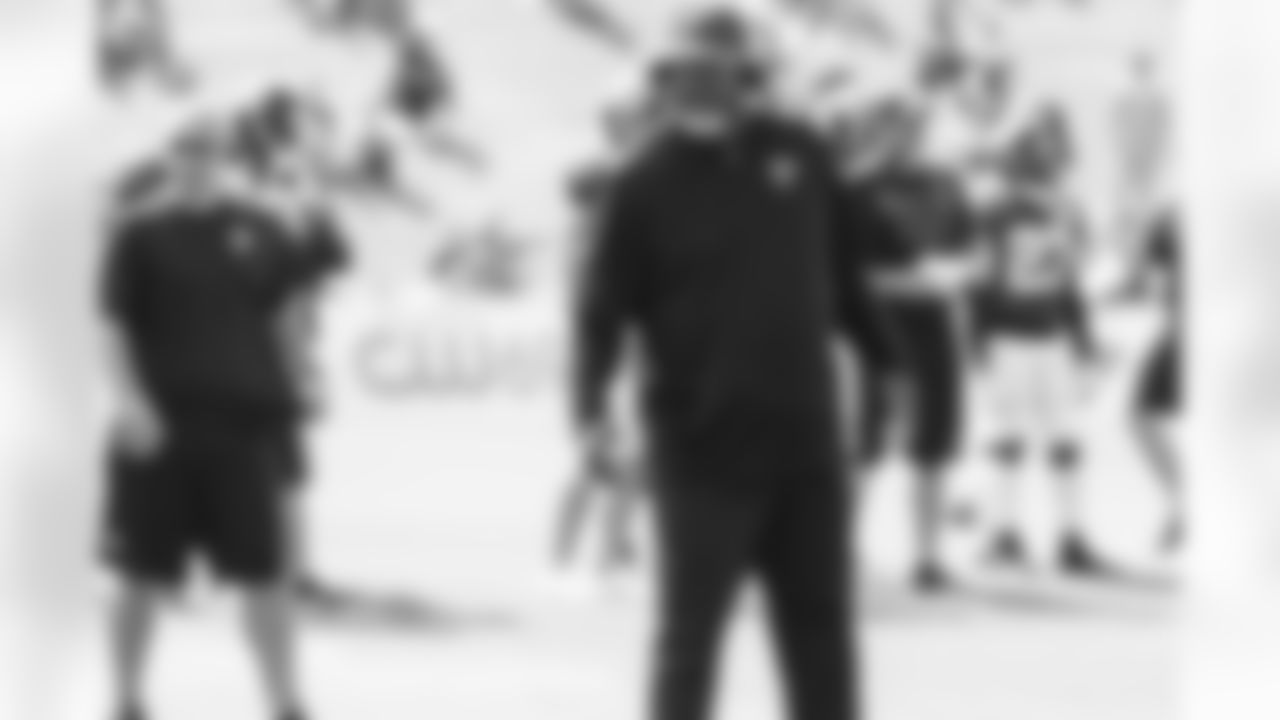 Bryan Cox, defensive line coach