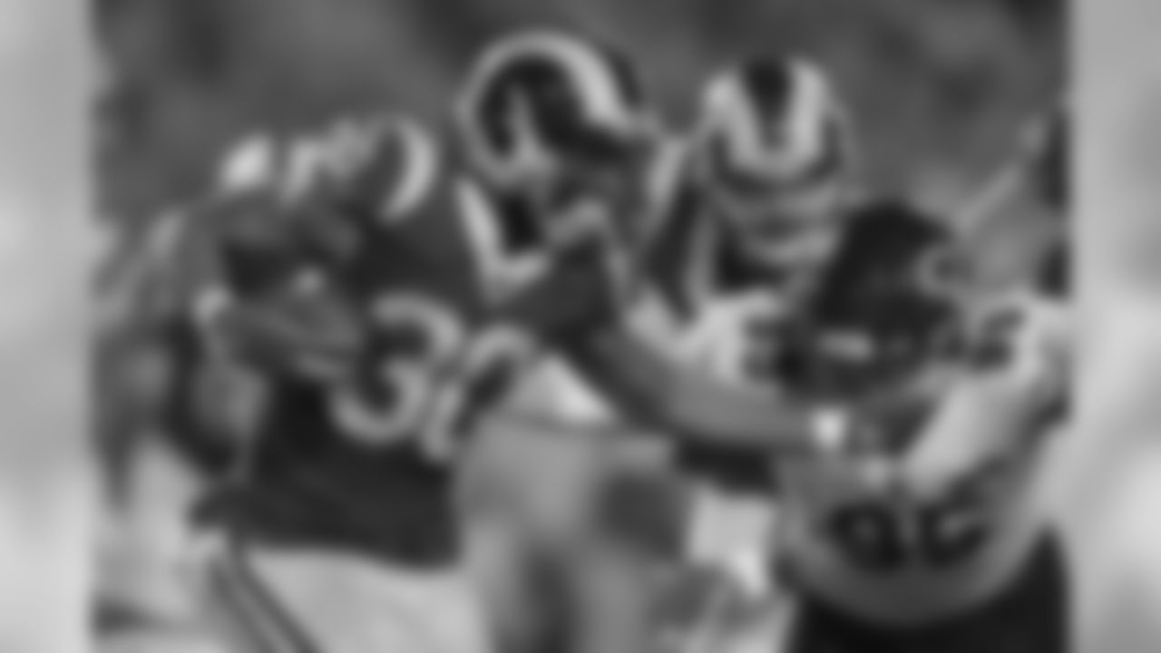 Los Angeles Rams running back Todd Gurley runs against the Chicago Bears during the second half of an NFL football game Sunday, Nov. 17, 2019, in Los Angeles. (AP Photo/Kyusung Gong)