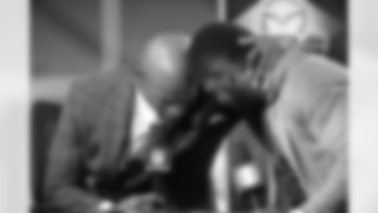 WR Devin Hester takes a moment with Former Falcon Deion Sanders after Hester broke Sanders' record with his 20th return touchdown against the Buccaneers.