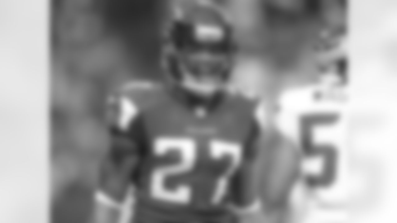 CB Robert McClain
