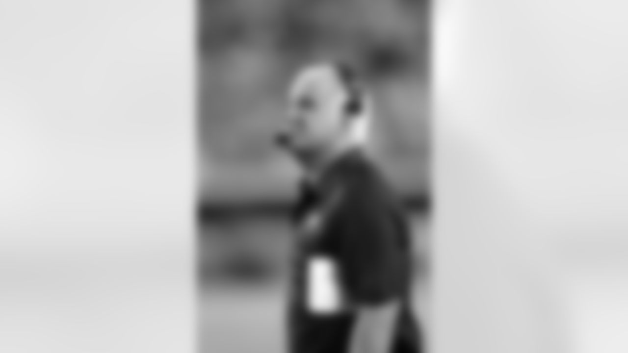 Head Coach Mike Smith // Falcons at Dolphins - 2012