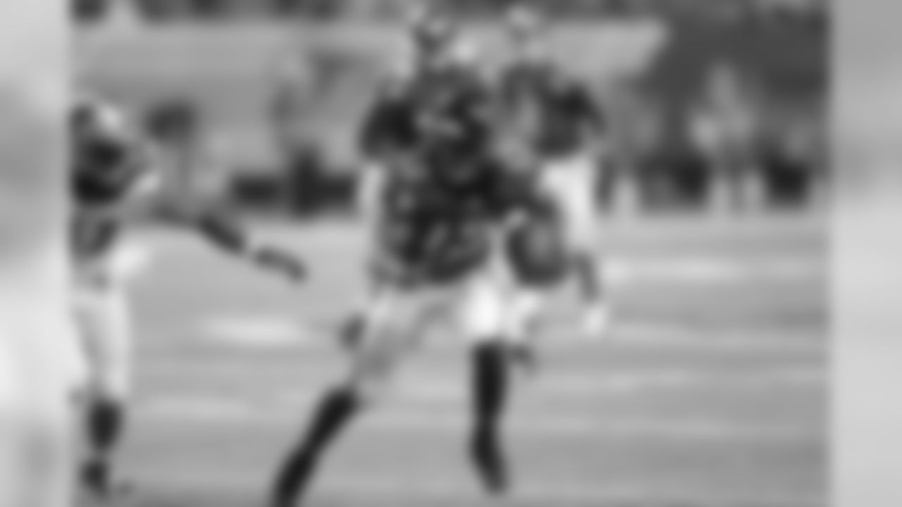 WR Darius Johnson