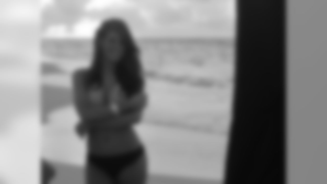 Emily B. // 2011 Atlanta Falcons Cheerleaders Swimsuit Calendar Photo Shoot // 2011 // Bermuda -