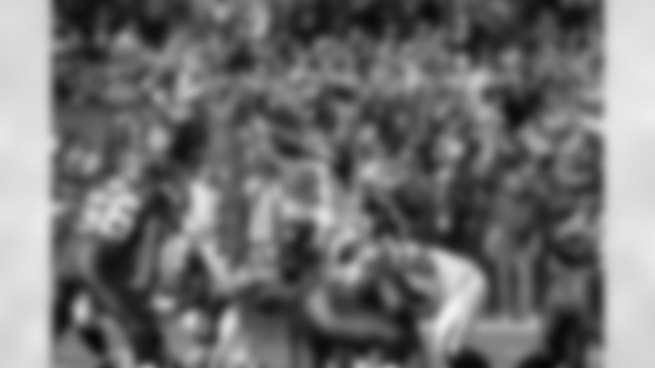 The Falcons and Seahawks meet at Seattle's CenturyLink Field during the fourth week of the regular season // Falcons at Seahawks - 2011 // Oct. 2, 2011 // Seattle -