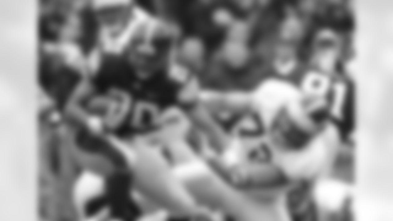 Iowa OLB Christian Kirksey (6-2, 235)