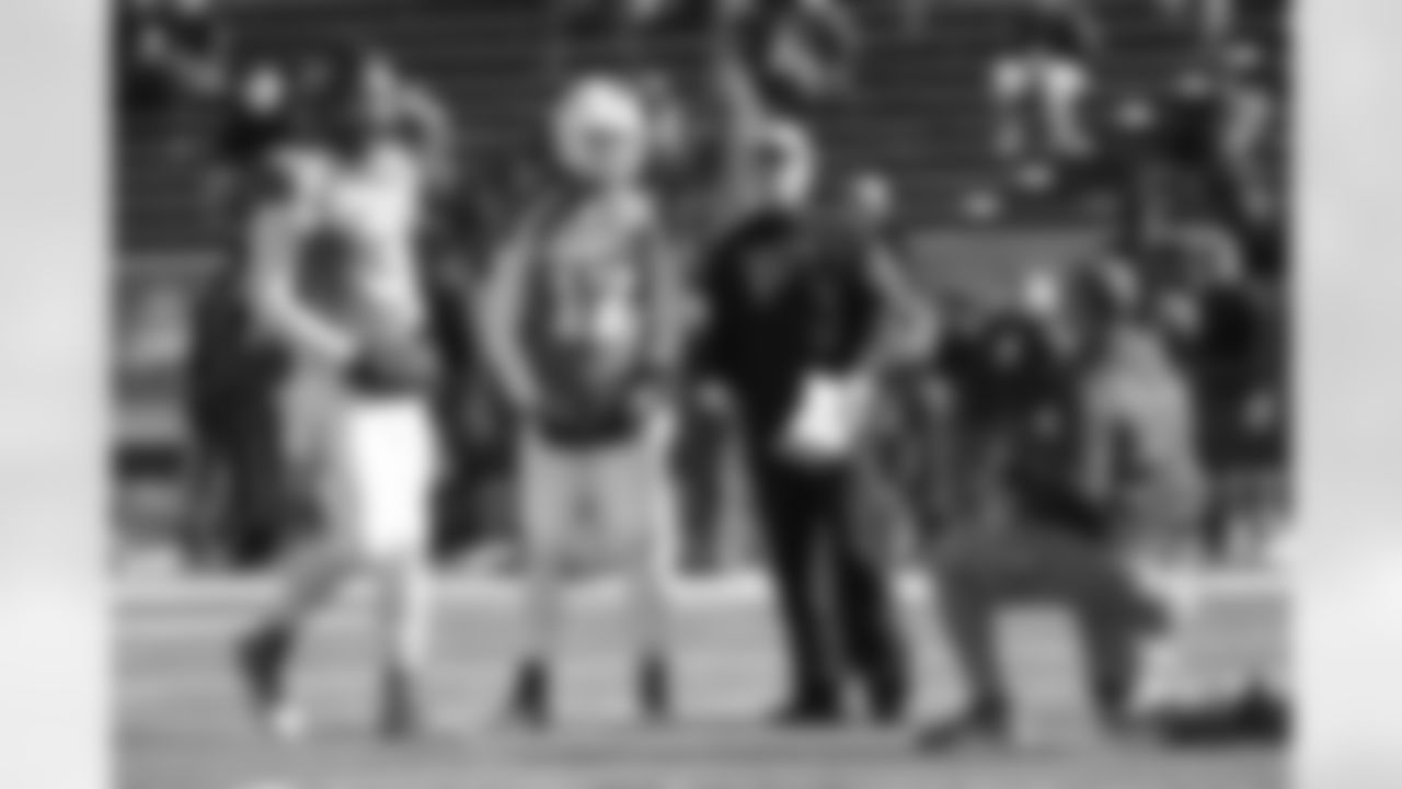 QB Logan Thomas and QB Stephen Morris working with quarterbacks coach Glenn Thomas