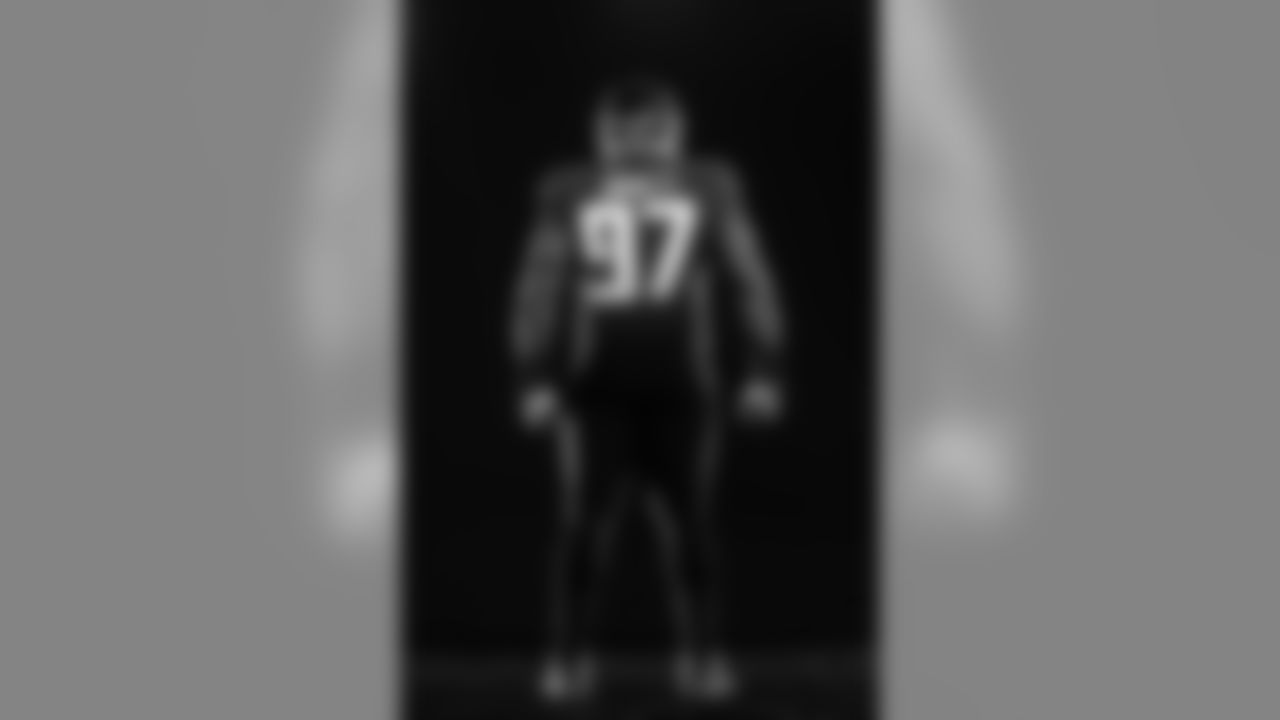 2020_AtlantaFalcons_GradyJarrett_Alt_Hero_8635