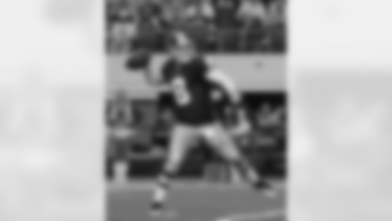 Rex Grossman will make his first appearance in a Falcons uniform at the Georgia Dome on Thursday night.