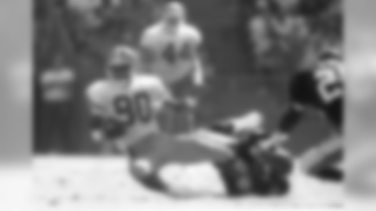 Jordan (40) led the Falcons in tackles in 1991 and was voted as an NFC alternate for the Pro Bowl that season.