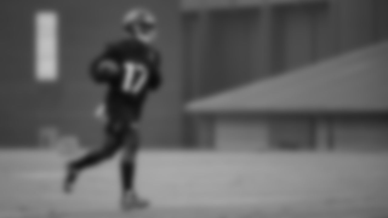 Atlanta Falcons wide receiver Olamide Zaccheaus #17 runs a drill during practice at IBM Performance Field. (Photo by Kara Durrette/Atlanta Falcons)