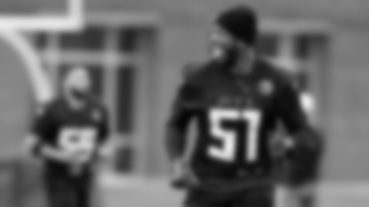 Atlanta Falcons outside linebacker Brandon Copeland #51 smiles during field work drills in Phase II of the Atlanta Falcons offseason program on May 18, 2021.
